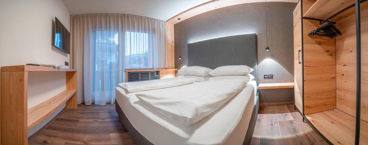 Hotel Salten Hafling ภายนอก รูปภาพ