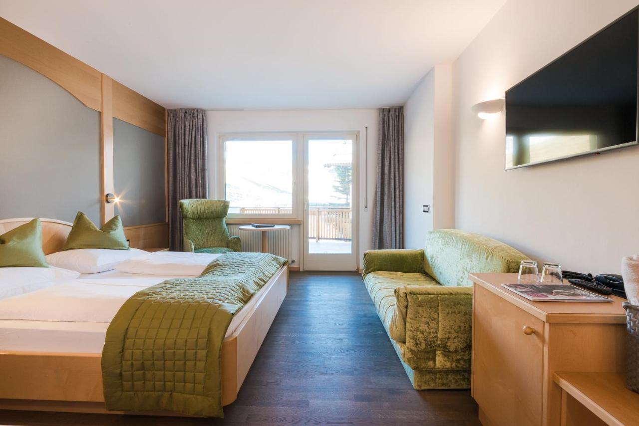 Hotel Salten Hafling ภายนอก รูปภาพ